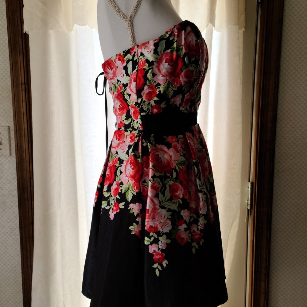 HAUTE NITE STRAPLESS CORSET- TIE BACK FLORAL MINI DRESS- BLACK /RED -SIZE 9-NWT - Picture 2 of 7
